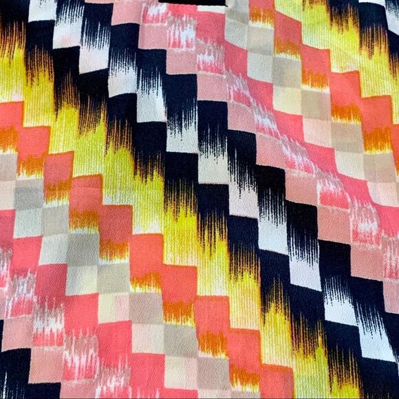 Ann Taylor Blouse Top Petite Multicolor Zig Zag 3/4 Sleeve Retro Casual Size SP - Picture 8 of 10